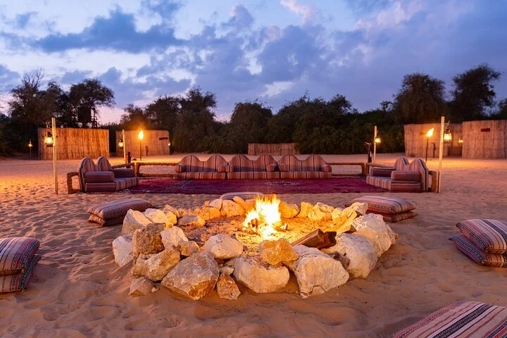 Overnight Dubai Desert Safari: BBQ, Soft Drinks & Stargazing