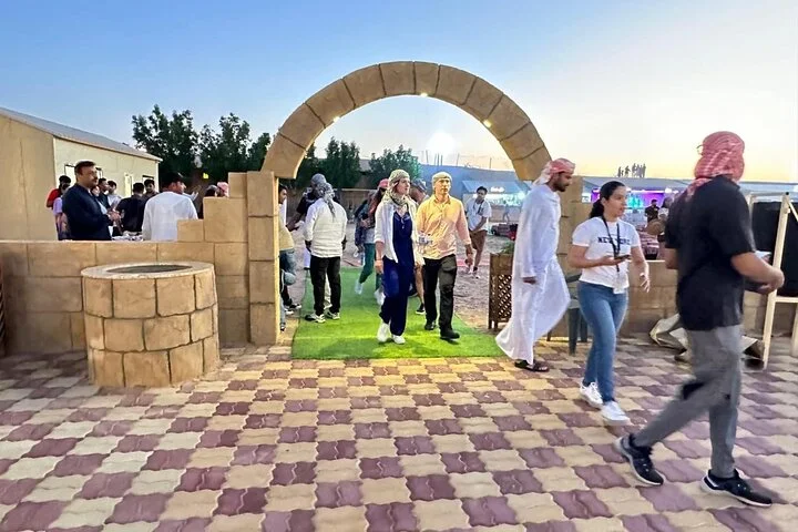 Overnight Safari in Red Desert