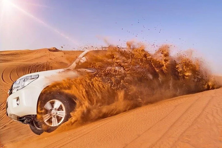 Overnight Safari in Red Desert