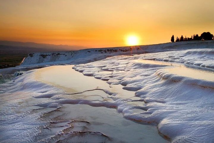 Pamukkale Full-Day Tour from Antalya with Lunch