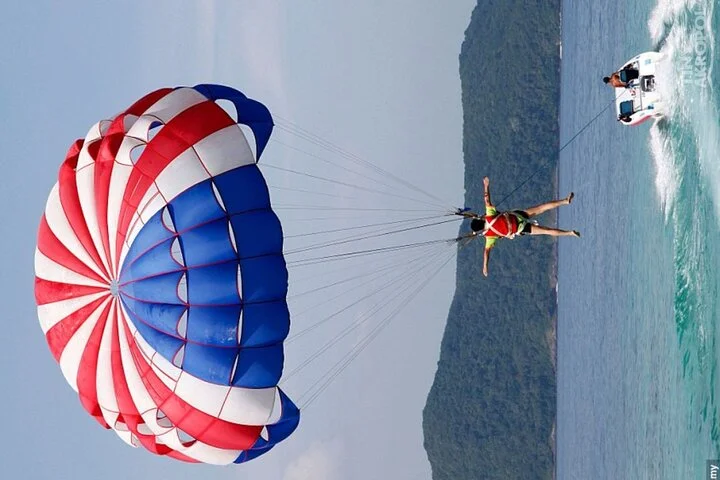 Parasailing Water Activity.. (Full Adrenaline)