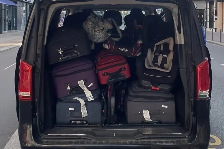 Paris Charles de Gaulle Airport Private Arrival Transfer