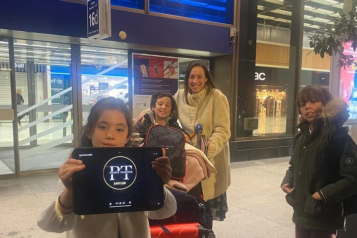 Paris Charles de Gaulle Airport Private Arrival Transfer