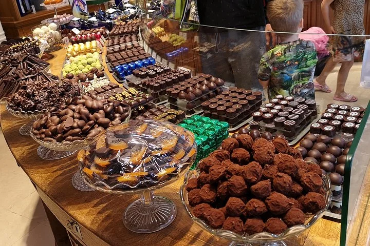 Paris Sweet & Chocolate Family Treasure Hunt
