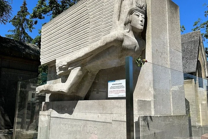 Pere Lachaise Cemetery Walking Tour Semi Private 12ppl Max