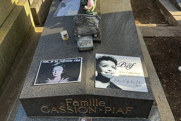 Pere Lachaise Cemetery Walking Tour Semi Private 12ppl Max