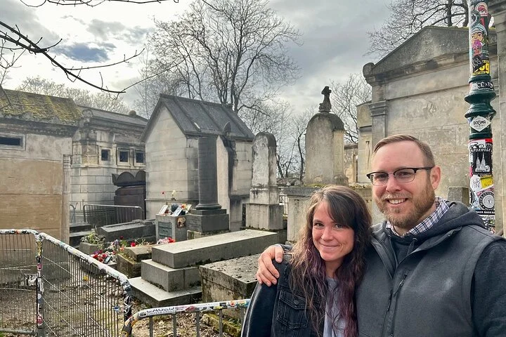Pere Lachaise Cemetery Walking Tour Semi Private 12ppl Max
