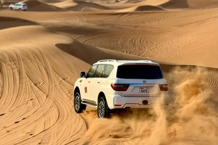 Premium Desert Safari Evening with Dinner and Show