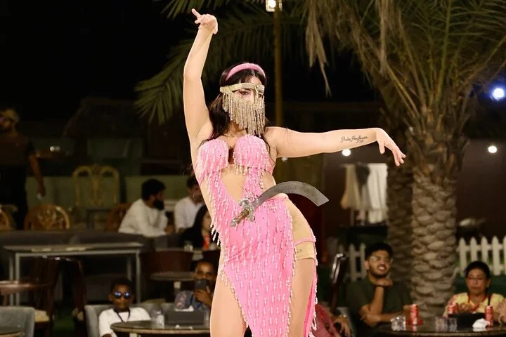 Premium Desert Safari Evening with Dinner and Show