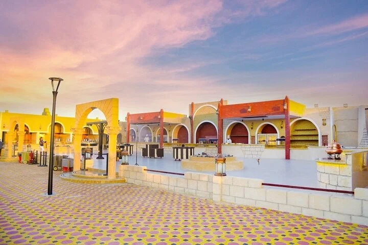Premium Desert Safari With BBQ Dinner & Belly Dance
