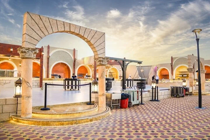 Premium Desert Safari With BBQ Dinner & Belly Dance