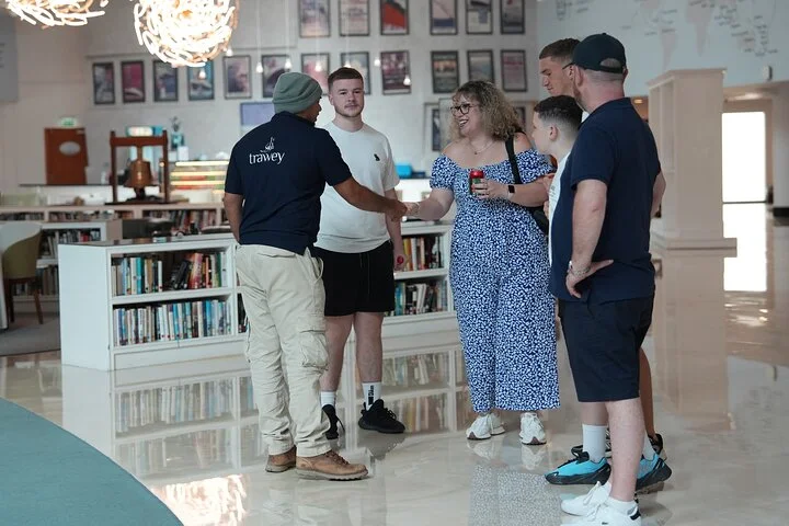 Premium Dubai Morning & Evening Desert Safari, Sandboard & Camel