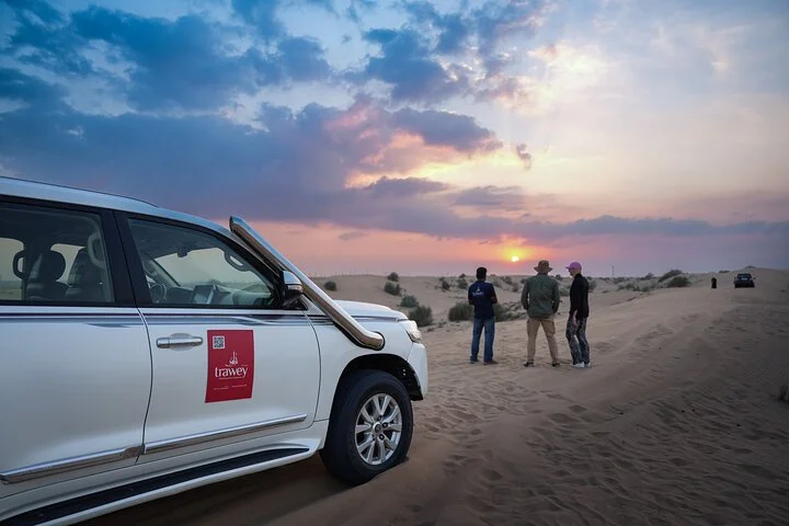 Premium Dubai Sunset Red Dune Desert Safari, Sandboard & Camel