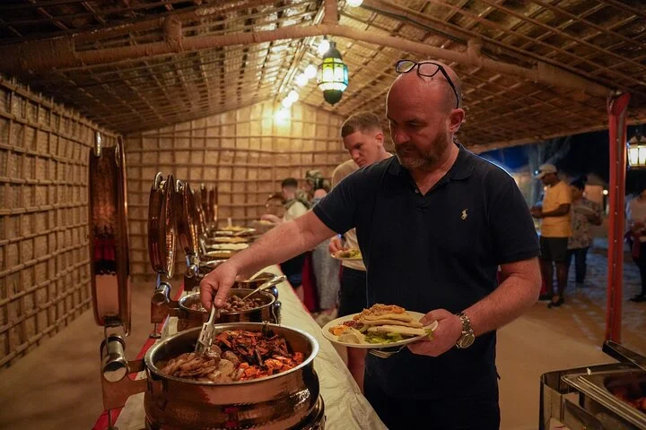 Premium Dubai Sunset Red Dune Desert Safari, Sandboard & Camel