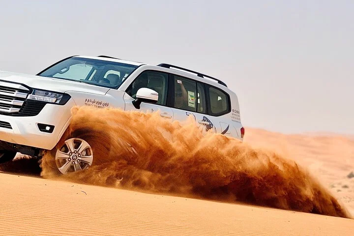 Premium Dubai Sunset Red Dune Desert Safari, Sandboard & Camel