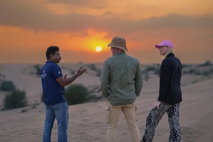 Premium Dubai Sunset Red Dune Desert Safari, Sandboard & Camel