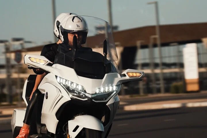 Premium Passenger Motorcycle Dubai City Private Tour