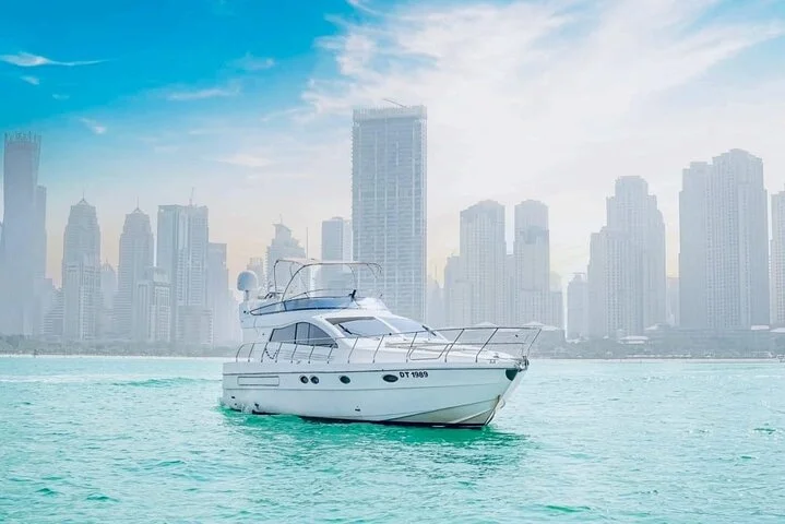 Private 2-Hour 50-Feet Yacht Tour around Dubai
