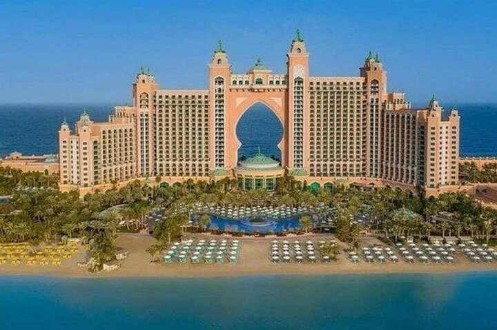 Private 4 hour Dubai Sightseeing Tour with a Guide