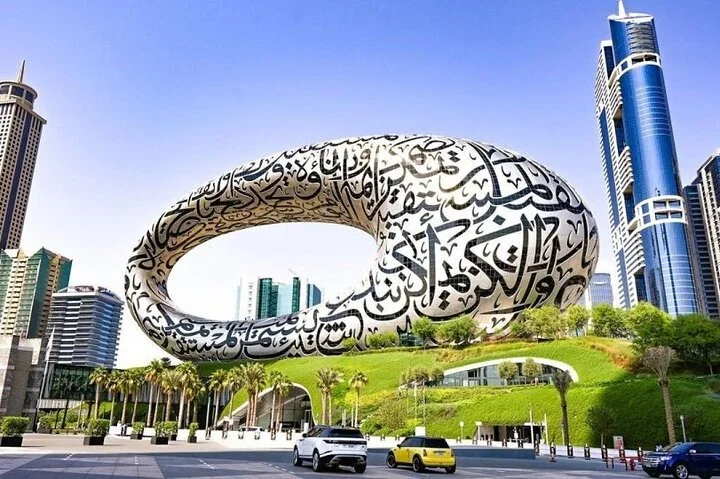 Private 4 hour Dubai Sightseeing Tour with a Guide