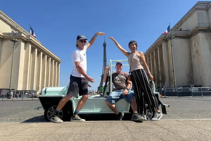 Private 4 - Hour Paris Highlights Tour by Golf Cart Mini Moke