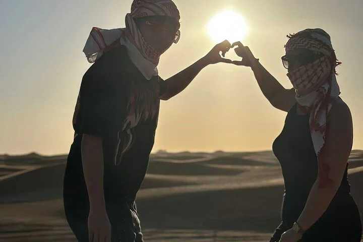 Private 4x4 Desert Safari Exclusive Package With Dinner