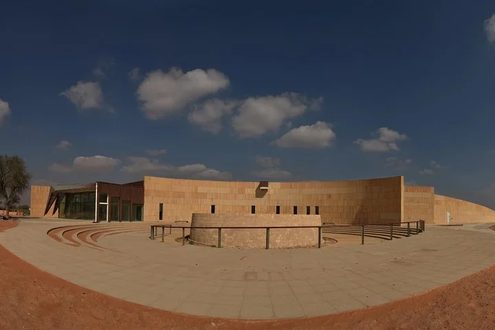 Private 4x4 Mleiha Archaeological Desert Safari with Museum visit