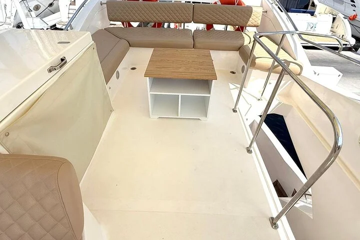 Private 52ft Yacht Cruise Exclusive Charter Experience in Dubai