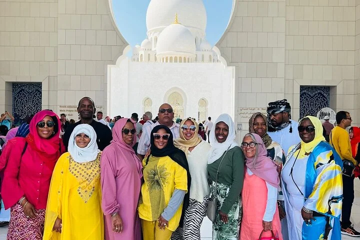 Private Abu Dhabi City Tour with Gold Coffee at Emirates Palace