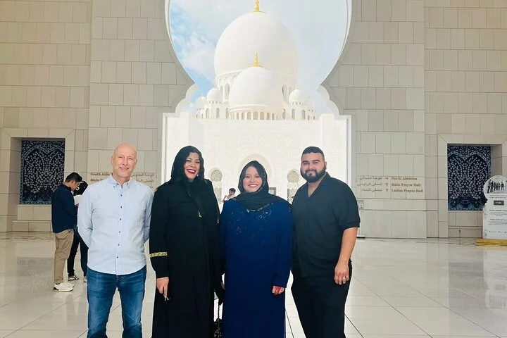 Private Abu Dhabi City Tour with Gold Coffee at Emirates Palace