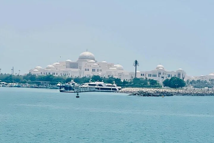 Private Abu Dhabi Sightseeing Tour from Dubai