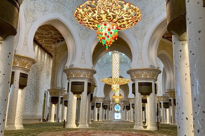 Private Abu Dhabi Tour & Grand Mosque and Baps Temple