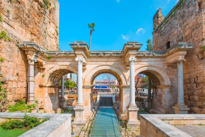 Private Antalya City Tour Hadrian’s Gate Düden Falls Marina