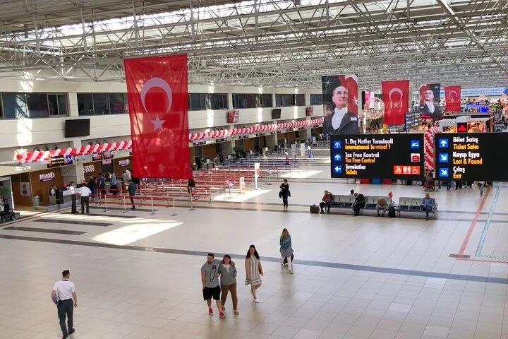 Private Arrival Transfer: Antalya Airport to Old City, Antalya, Konyaaltı Hotels
