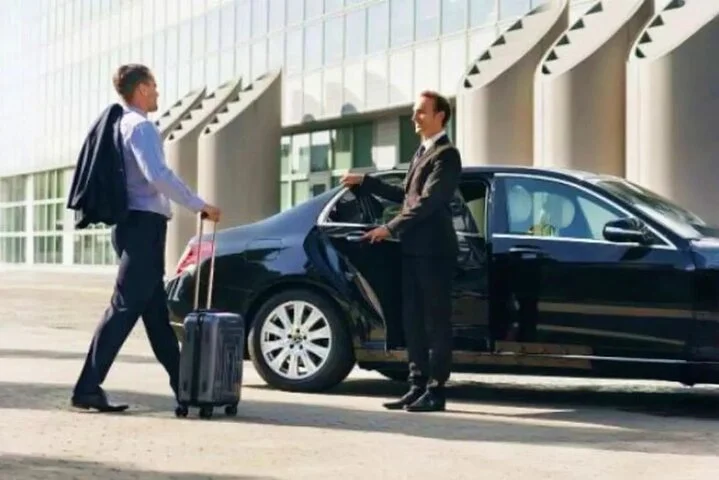 Private Car and Driver Hire Dubai Full Day