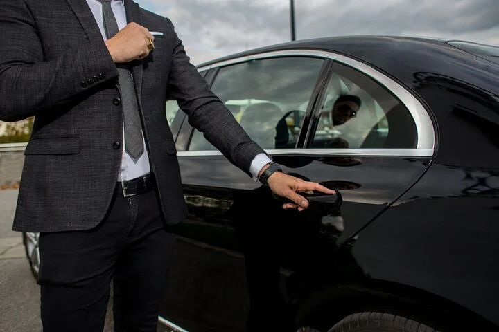 Private Car and Driver Hire Dubai Full Day