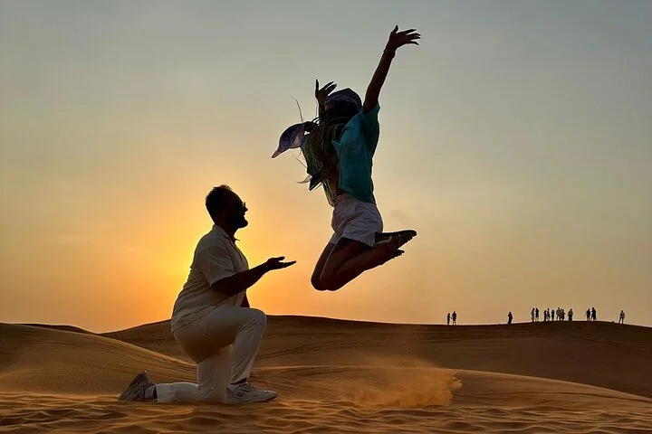 Private Car: Evening Desert Safari with BBQ Dinner