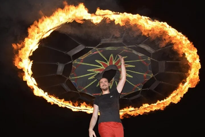 Private Car: Evening Desert Safari with BBQ Dinner