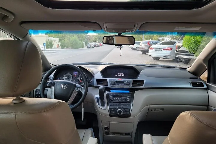 Private Chauffeur Services with Vehicles