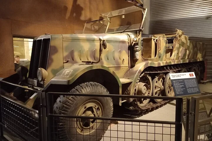 Private Day Tour Omaha beach and Pointe du Hoc