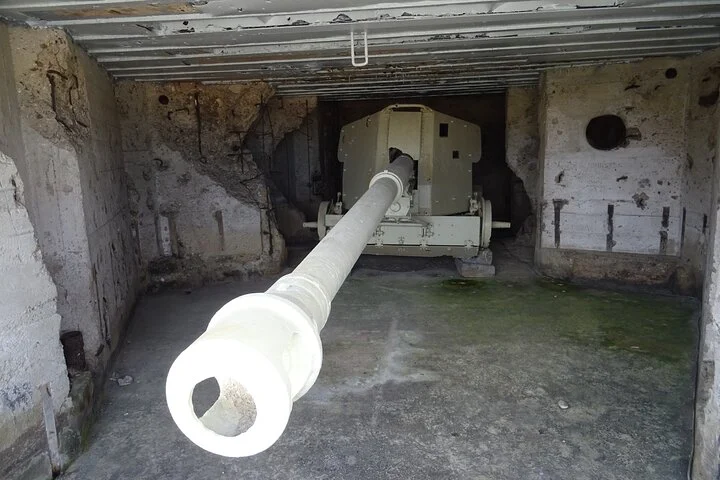 Private Day Tour Omaha beach and Pointe du Hoc