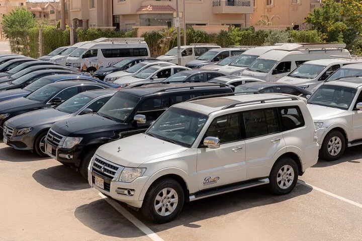 Private Dubai Airport Arrival/Departure Transfer to Dubai City