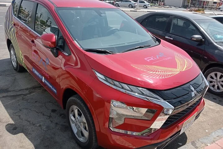 Private Dubai Airport Arrival/Departure Transfer to Dubai City