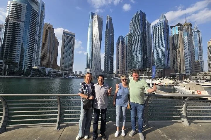 Private Dubai City Tour with Dubai Frame Ticket