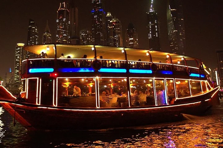 Private Dubai city tour with Dubai Marina Dhow Cruise
