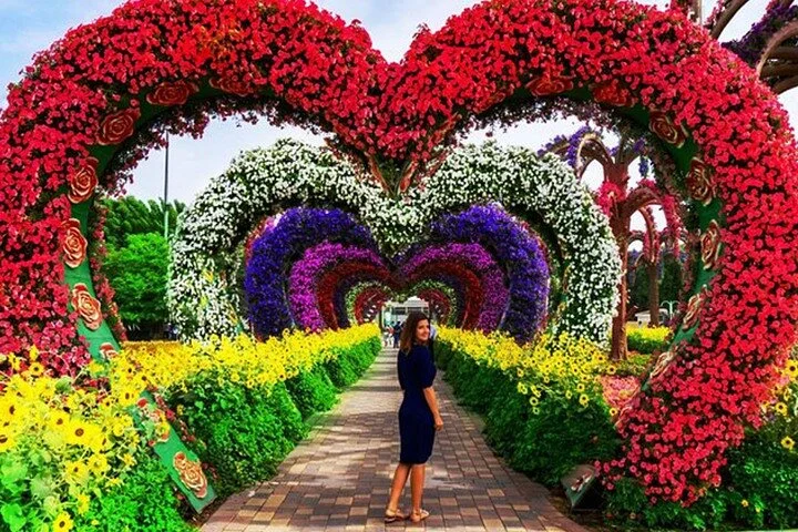 Private Dubai City Tour with Miracle Garden Ticket