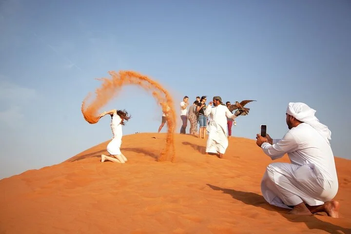Private Dubai Red Dunes Desert Safari + BBQ Dinner & Live Shows