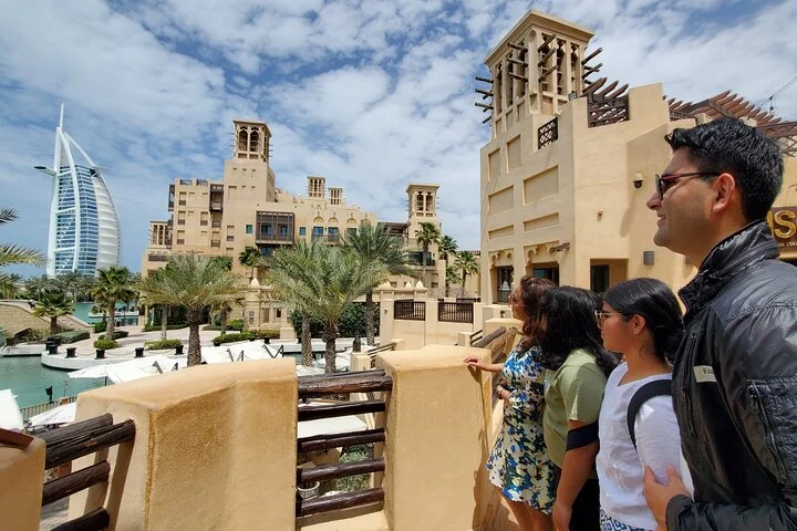 Private: Dubai's Highlights & Desert safari with BBQ dinner