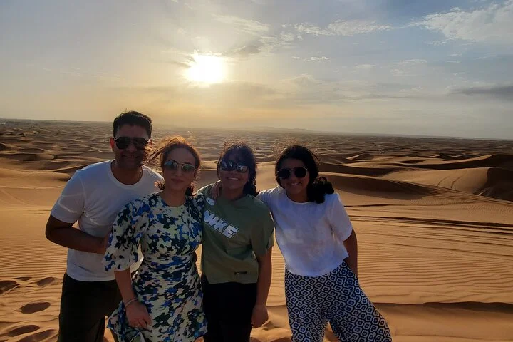 Private: Dubai's Highlights & Desert safari with BBQ dinner