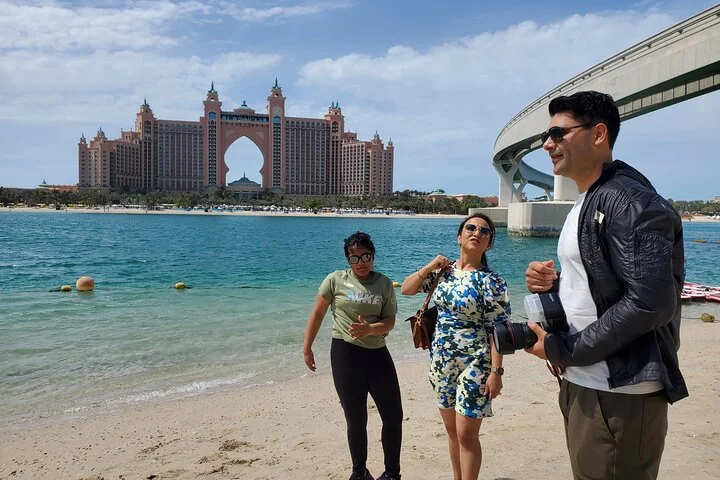 Private: Dubai's Highlights & Desert safari with BBQ dinner